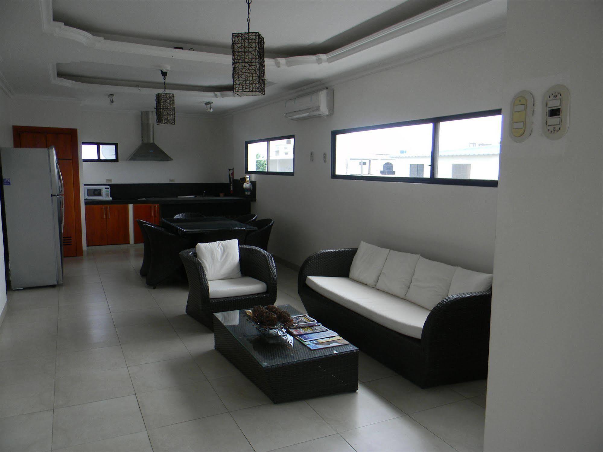 Hoteles En Guayaquil - Suites Guayaquil Cerca Del Aeropuerto Exteriör bild